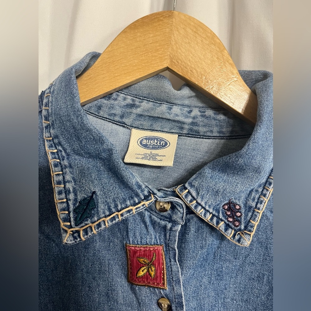 Vtg sz L Denim Granny Cottage Core Patch Work Button Up Austin Clothing Womens